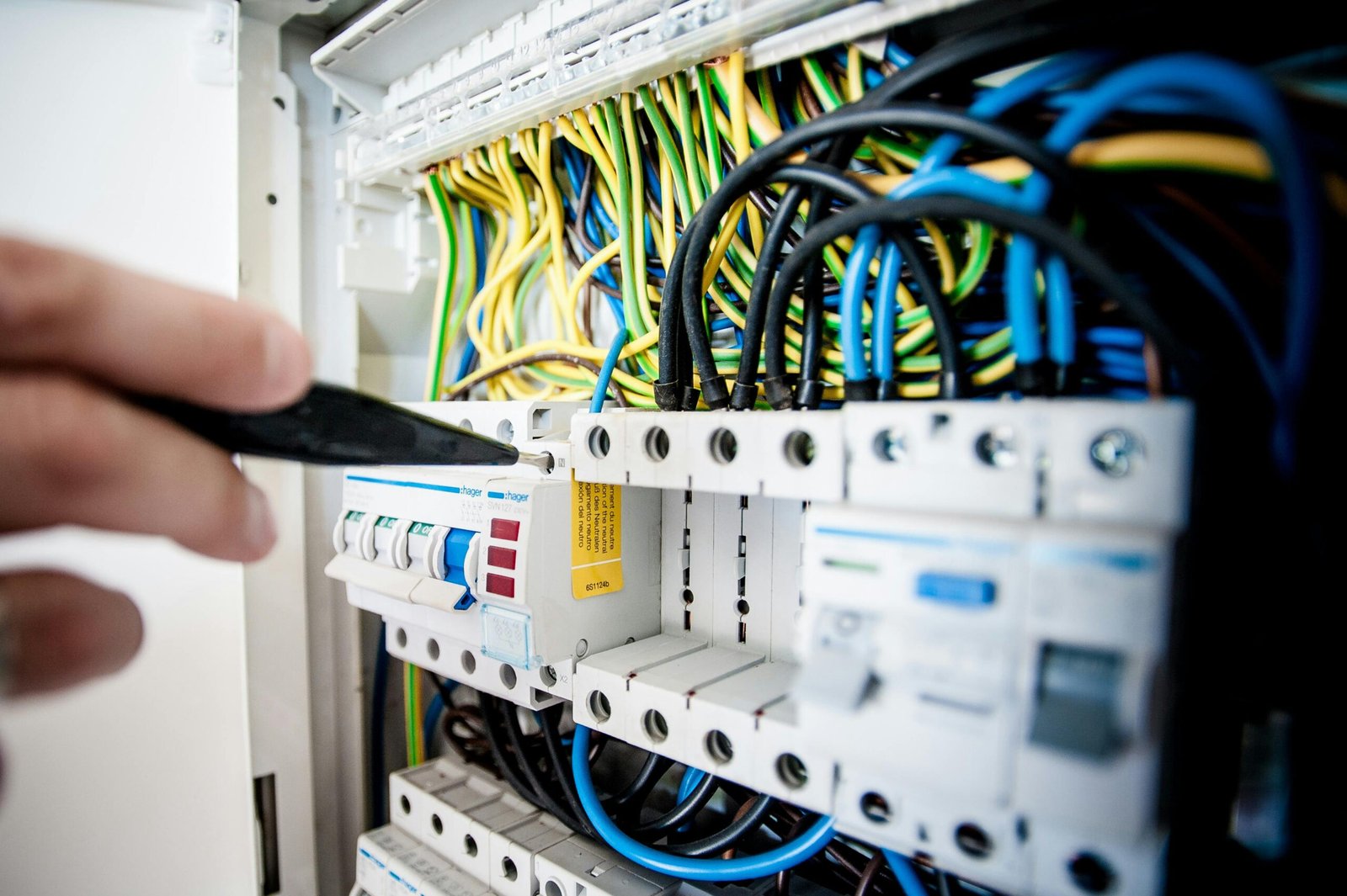 [ 40h ] RECICLAGEM – NR10 SEP – Segurança em Instalações e Serviços em Eletricidade